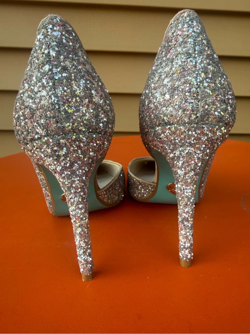 Betsey Johnson Sally Champagne / Light Pink Glitter Heels Size 7